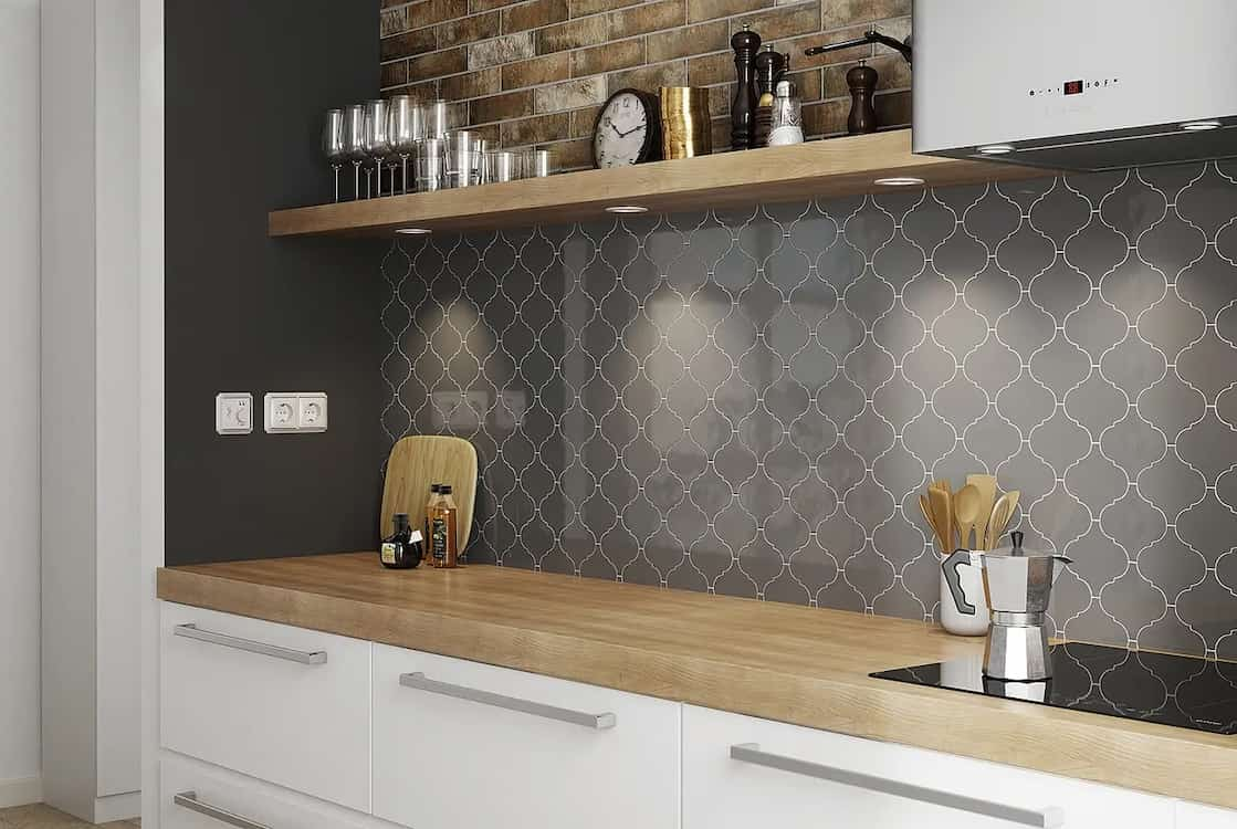 Tempered Glass Kitchen Backsplash to Keep the Area Clean